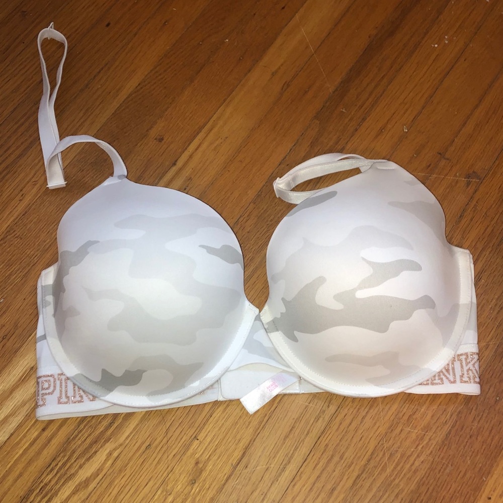 Victoria’s Secret bra size 34DDD
